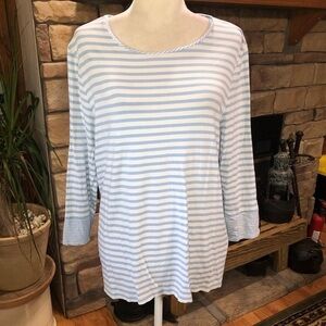 CHICOS SIZE 2  SIZE LARGE BLUE AND WHITE STRIPED SHIRT MULTI PATTERNED EUC